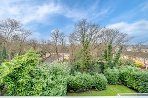 Photo 25- click for photo gallery